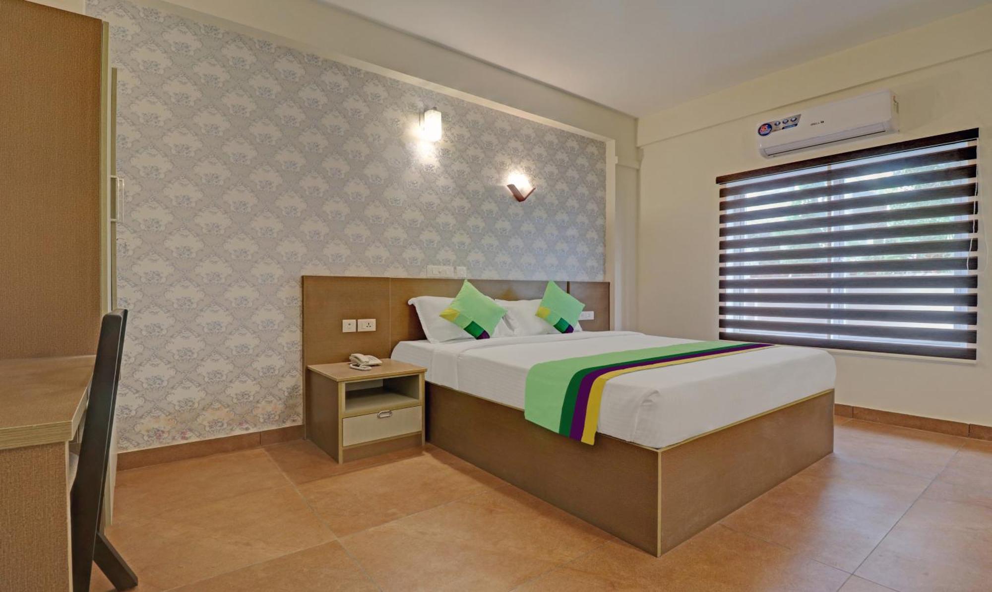 Treebo Golden Terminal, Kochi Airport Otel Dış mekan fotoğraf