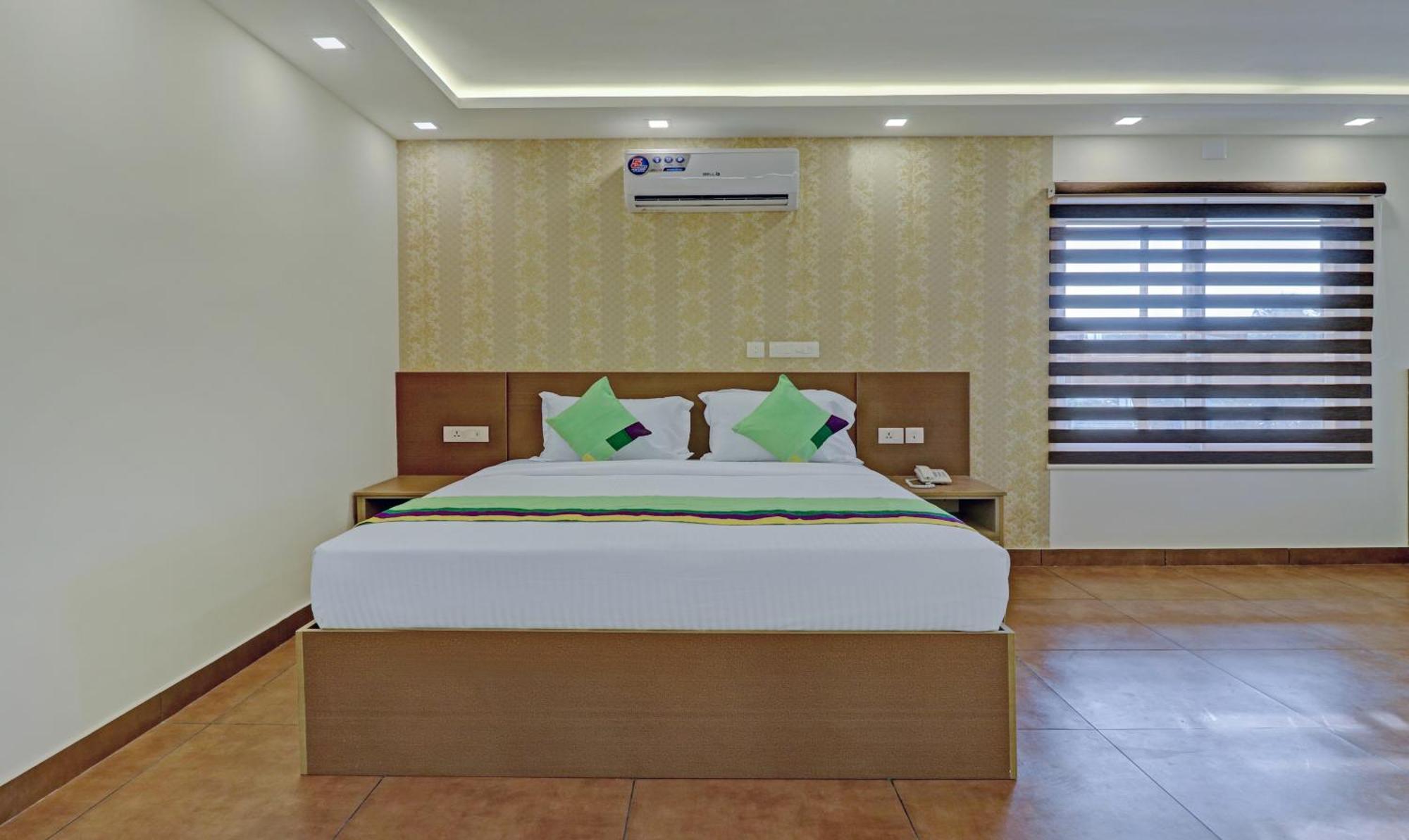 Treebo Golden Terminal, Kochi Airport Otel Dış mekan fotoğraf